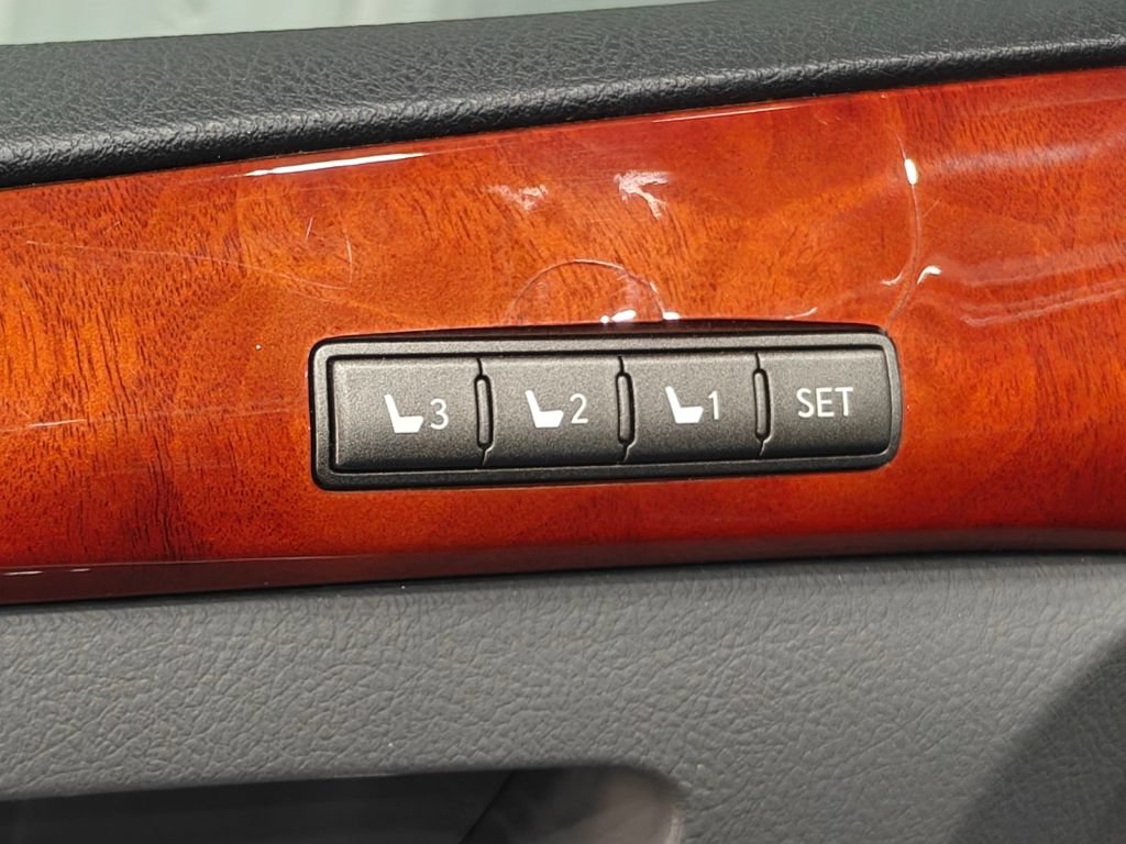 Used 2008 Lexus LX 570 4WD image 52