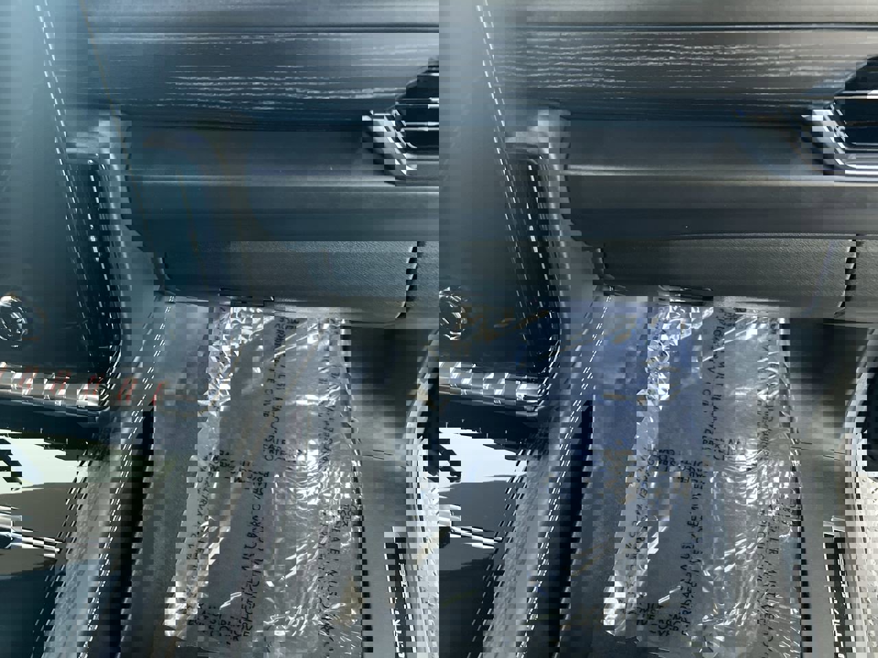 Used 2025 GMC Yukon AT4 Ultimate image 31