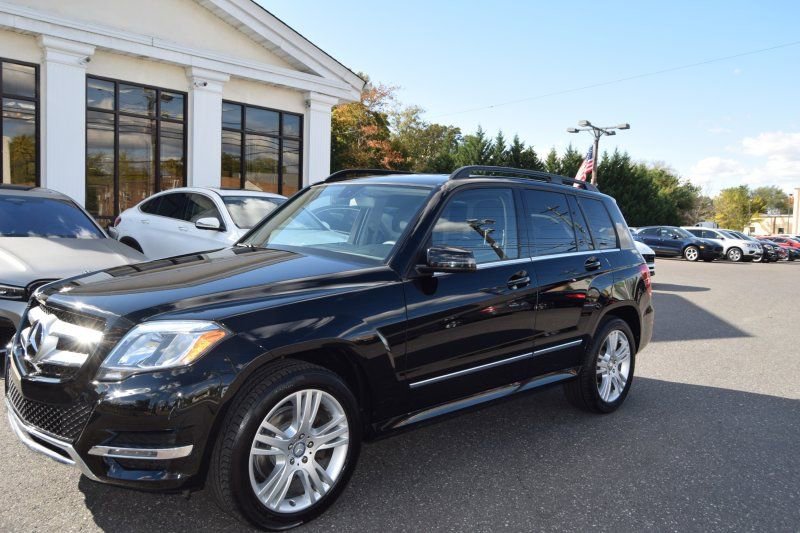 Used 2015 Mercedes-Benz GLK 250 BlueTEC 4MATIC image 2