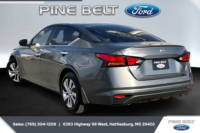 Used 2023 Nissan Altima 2.5 S image 2