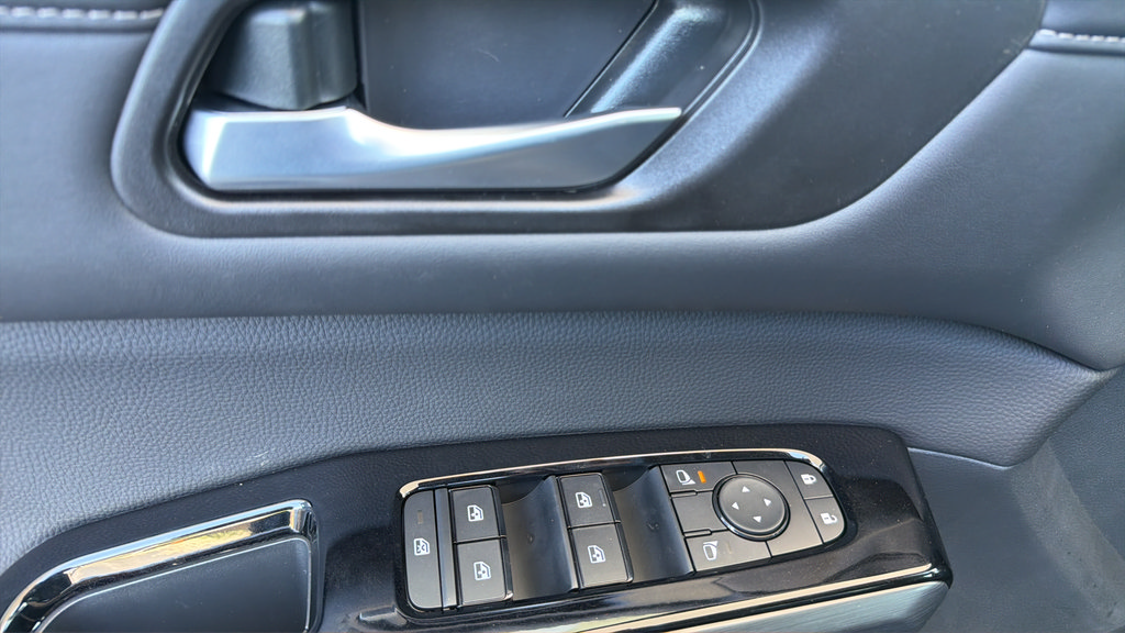 New 2026 Nissan Pathfinder SL AWD/4WD image 22