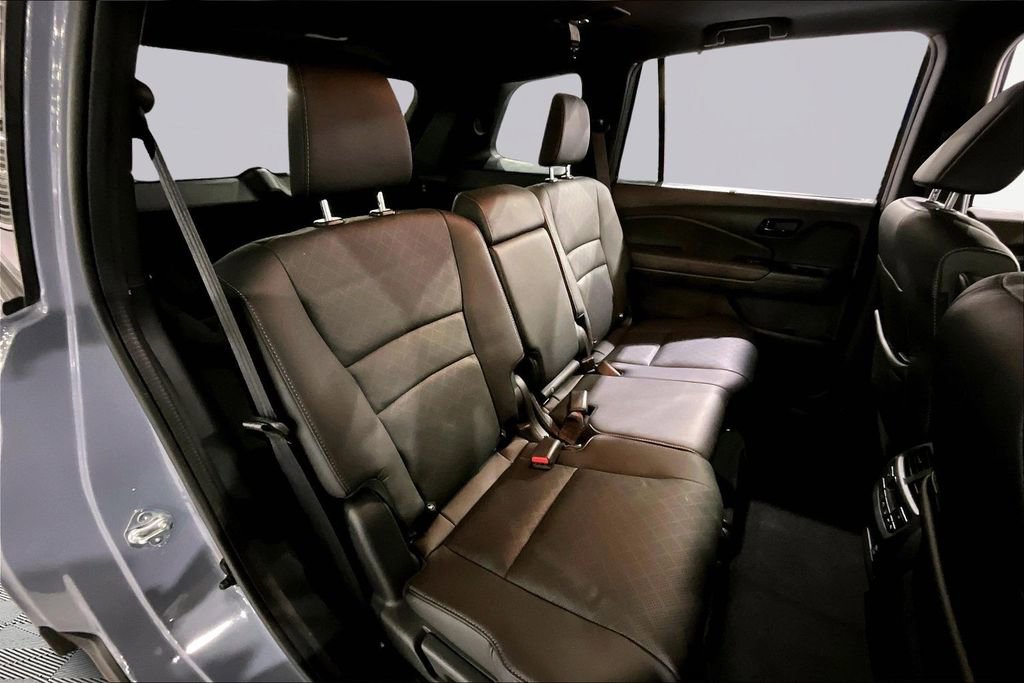 Used 2023 Honda Passport Elite image 19