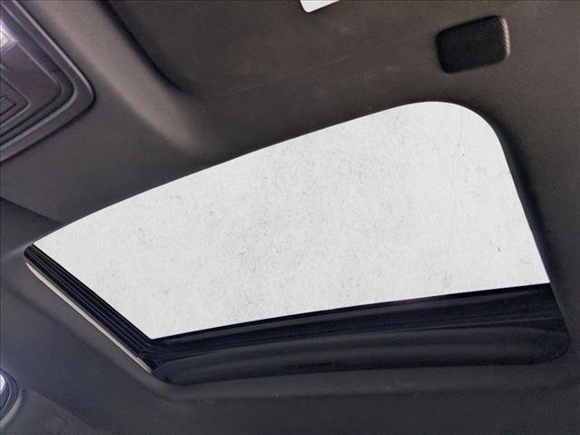 Used 2019 Chevrolet Silverado 1500 High Country w/ Technology Package AWD/4WD image 17