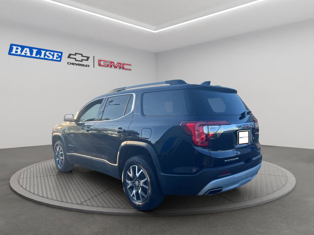 Used 2022 GMC Acadia SLE w/ Driver Convenience Package image 4