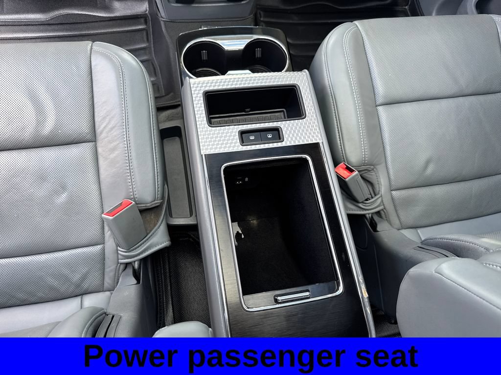 Used 2020 Lincoln Aviator Grand Touring w/ Equipment Group 301A AWD/4WD image 27