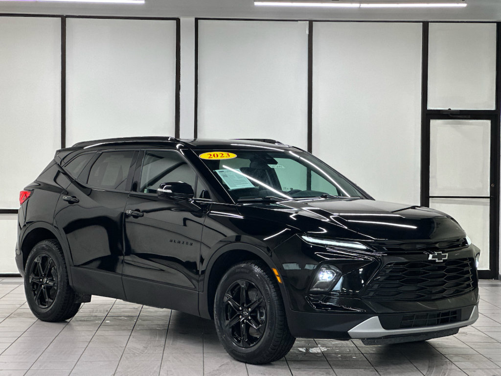 Certified 2023 Chevrolet Blazer LT w/ Midnight/Sport Edition FWD image 1