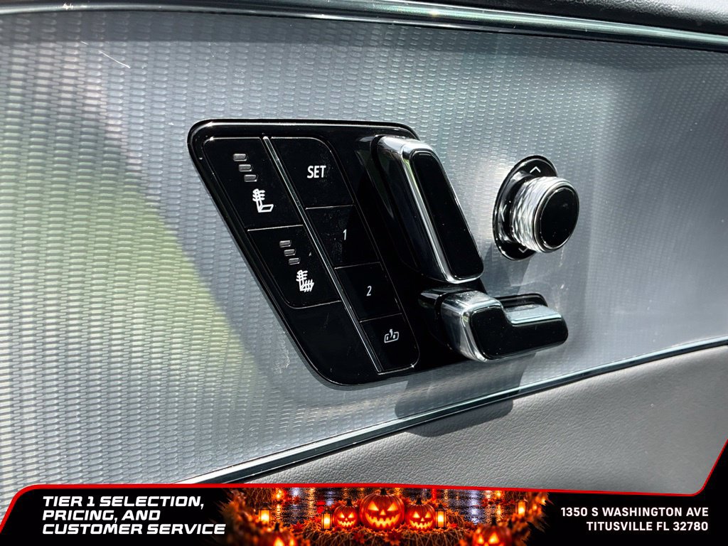 Used 2024 Cadillac Lyriq Tech w/ Driver Assist Package RWD image 28