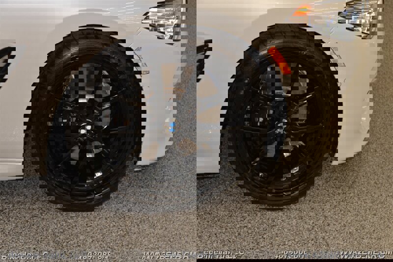 Used 2022 BMW 840i Convertible w/ Driving Assistance Package image 39