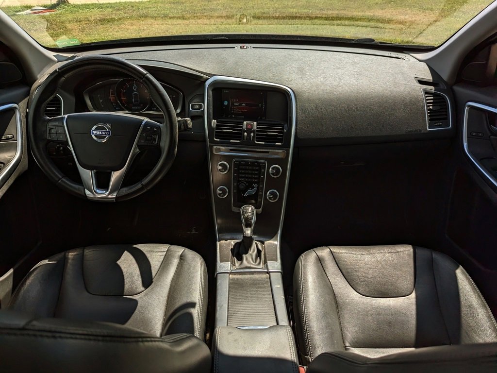 Used 2016 Volvo XC60 T5 Premier image 13