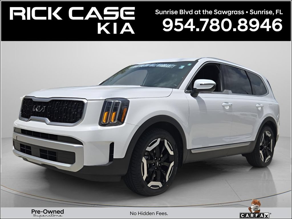 Certified 2024 Kia Telluride EX w/ EX Captain's Chair Package