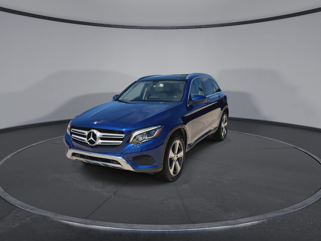 Used 2017 Mercedes-Benz GLC 300 image 4