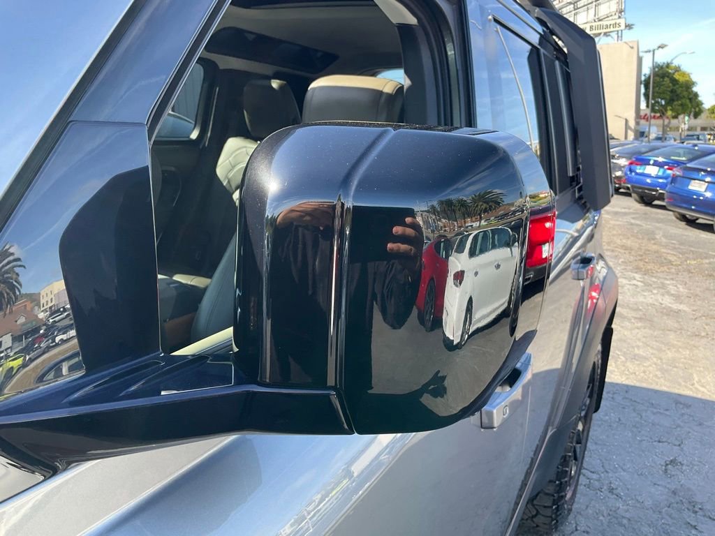 Used 2020 Land Rover Defender 110 HSE AWD/4WD image 99
