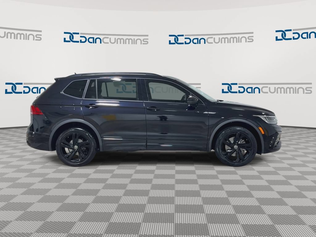 Used 2023 Volkswagen Tiguan SE R-Line FWD image 9