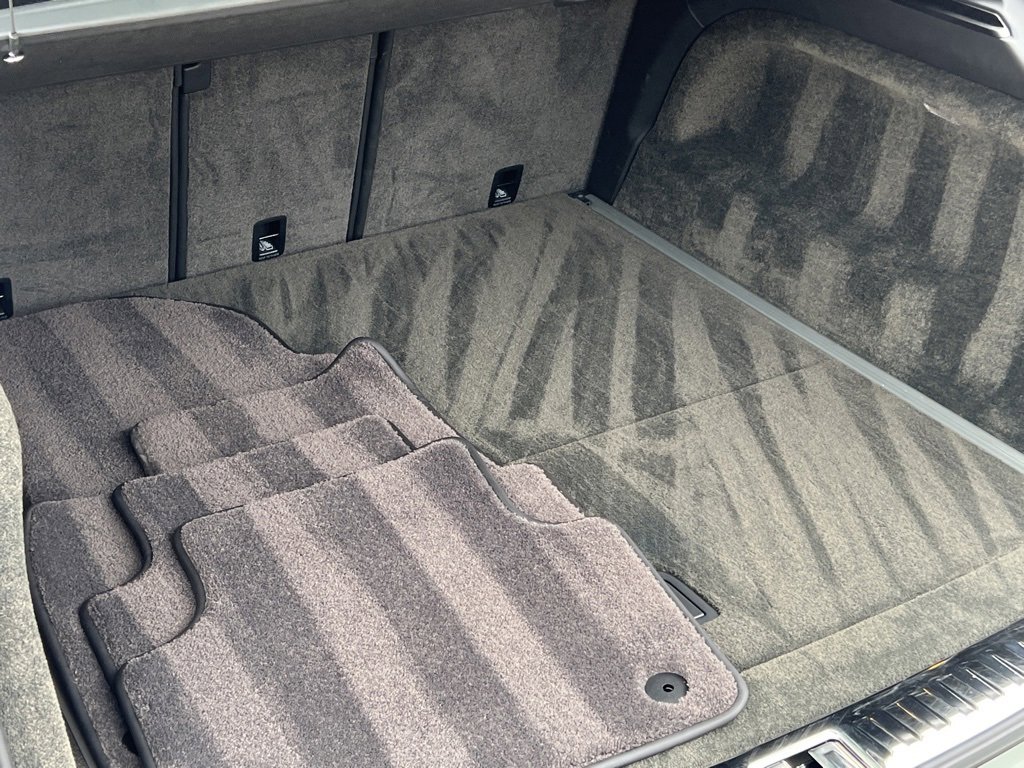 Used 2023 Bentley Bentayga Speed image 24