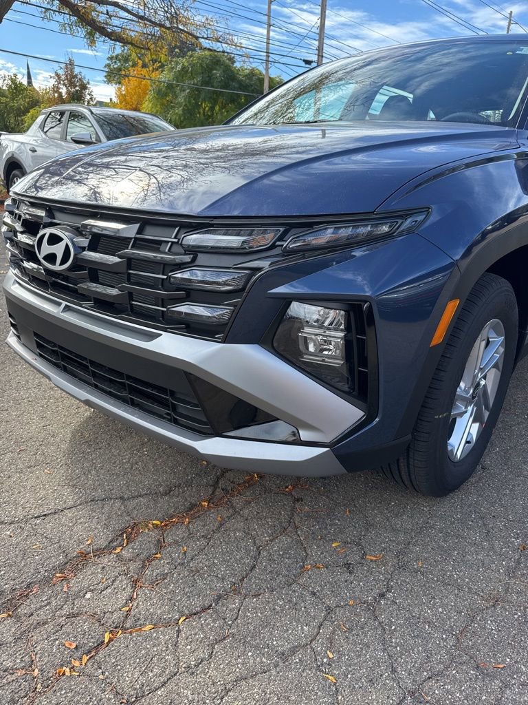 New 2026 Hyundai Tucson SE image 9