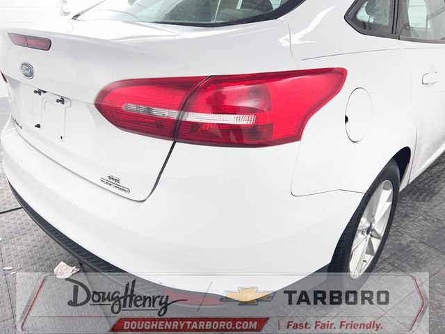 Used 2015 Ford Focus SE FWD image 14