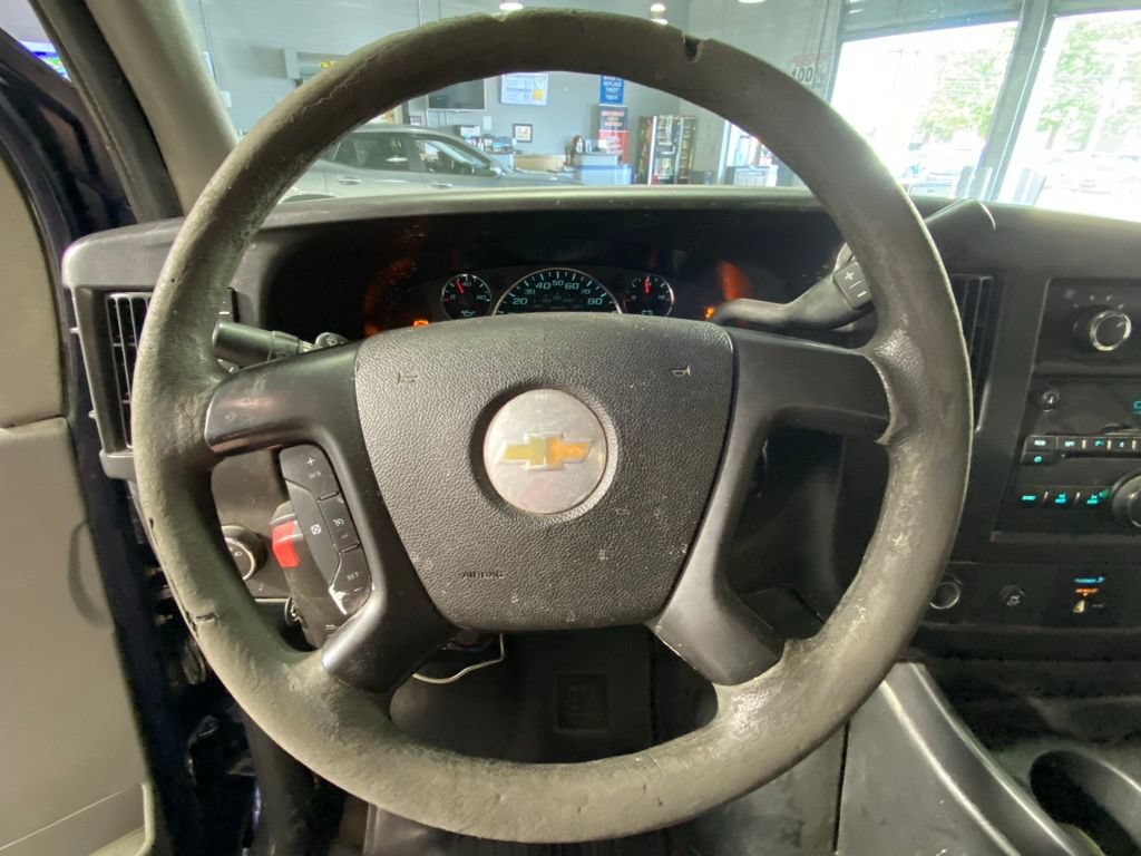 Used 2010 Chevrolet Express 3500 LT w/ LT Preferred Equipment Group RWD image 20