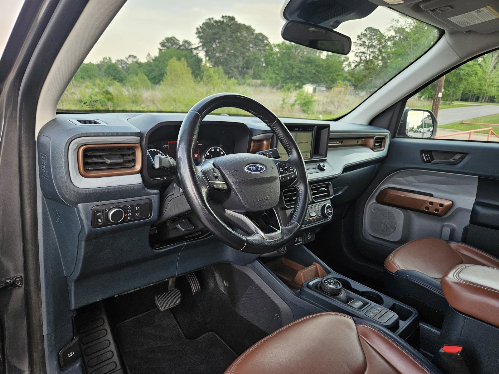 Used 2022 Ford Maverick Lariat image 13