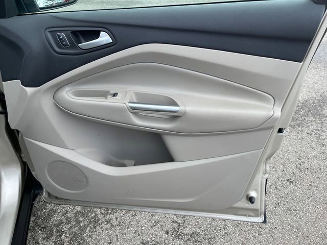 Used 2017 Ford Escape SE w/ SE Leather Comfort Package image 37