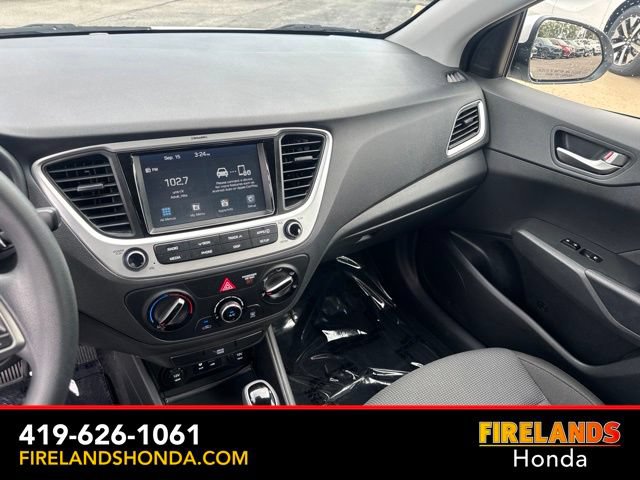 Used 2022 Hyundai Accent SEL FWD image 17