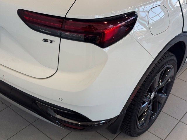 Certified 2021 Buick Envision Essence w/ Sport Touring Package AWD/4WD image 47