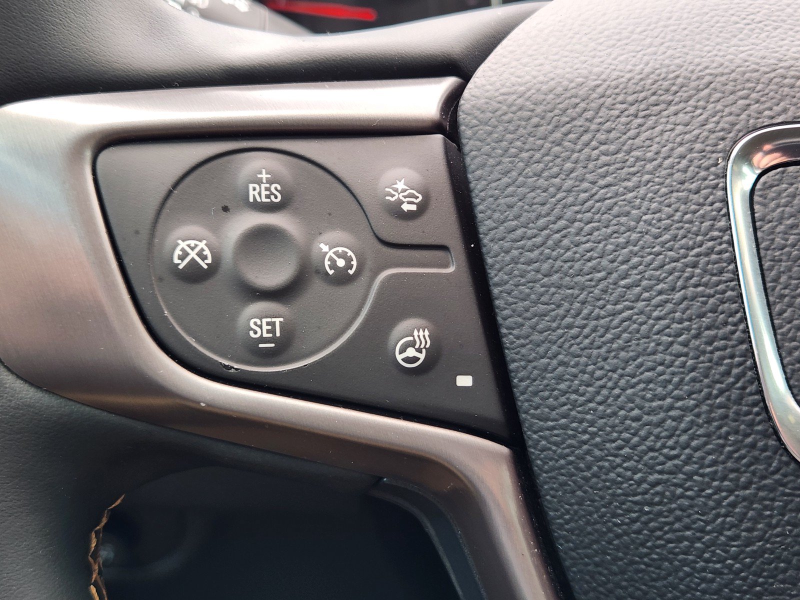 Used 2024 GMC Terrain AT4 w/ Infotainment Package II AWD/4WD image 23