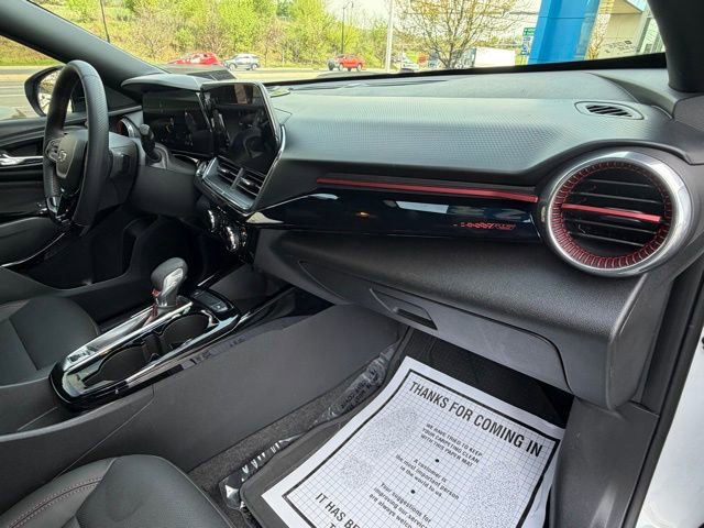 Certified 2024 Chevrolet Trax RS w/ Driver Confidence Package FWD image 38
