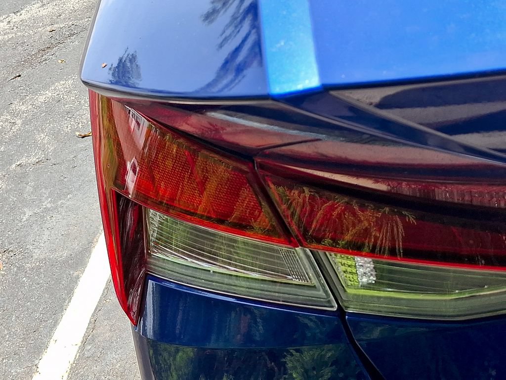Used 2023 Hyundai Elantra SEL w/ Convenience Package FWD image 9