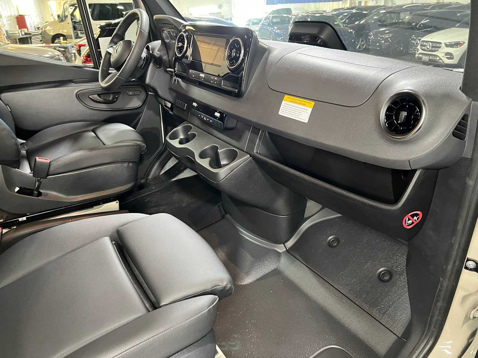 New 2025 Mercedes-Benz Sprinter 2500 image 11