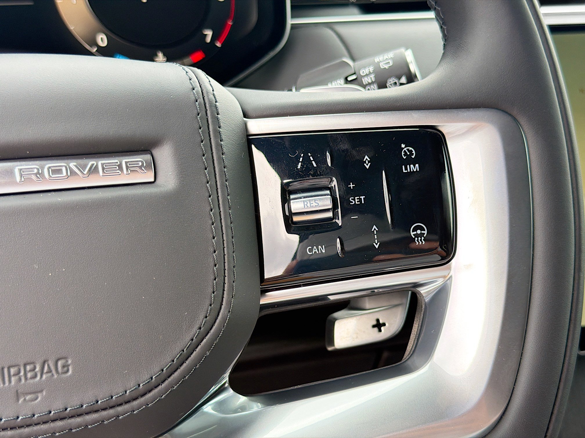 New 2026 Land Rover Range Rover SE AWD/4WD image 40