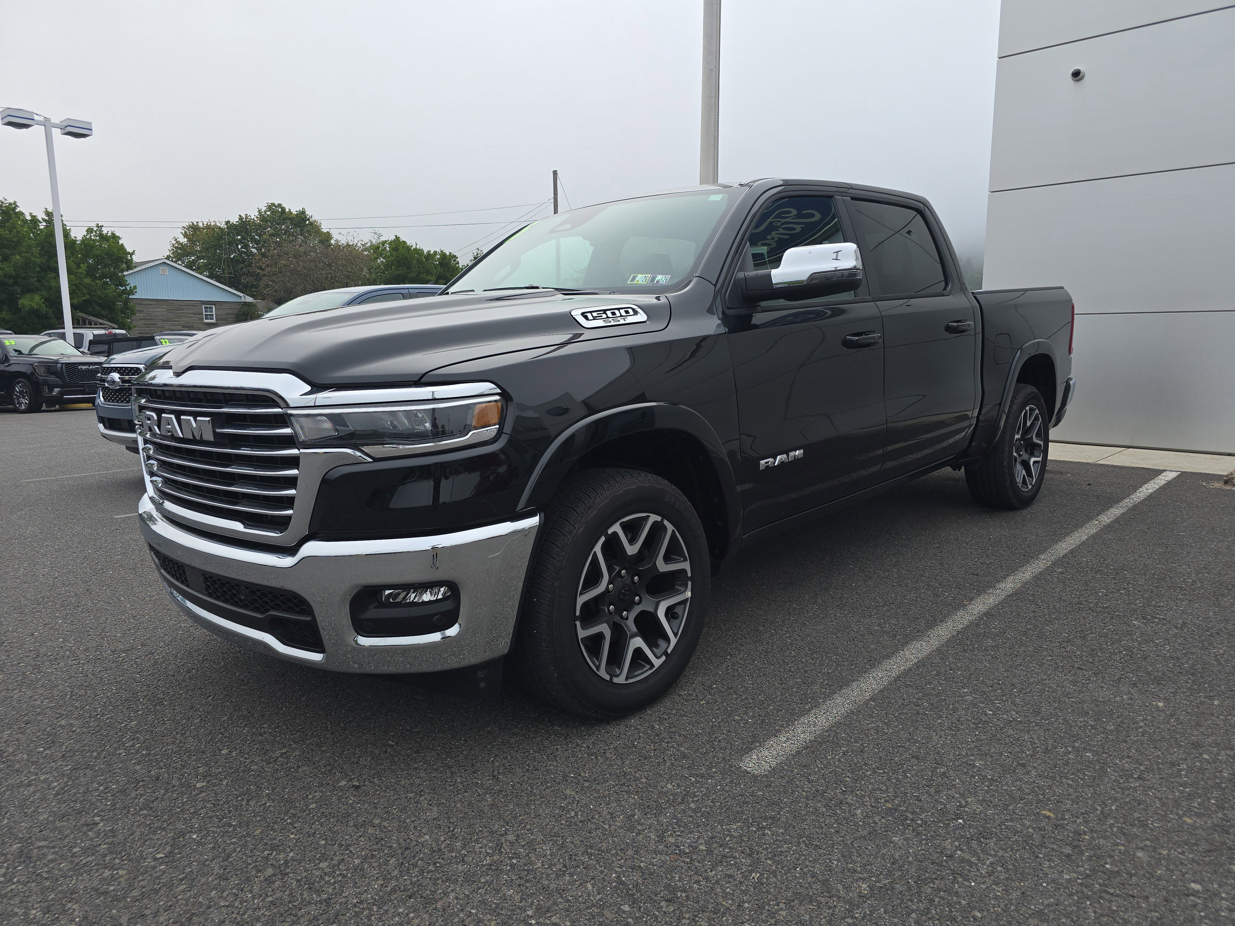 Used 2025 RAM 1500 Laramie image 8