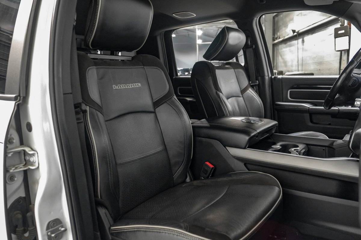 Used 2020 RAM 2500 Laramie w/ Night Edition image 34