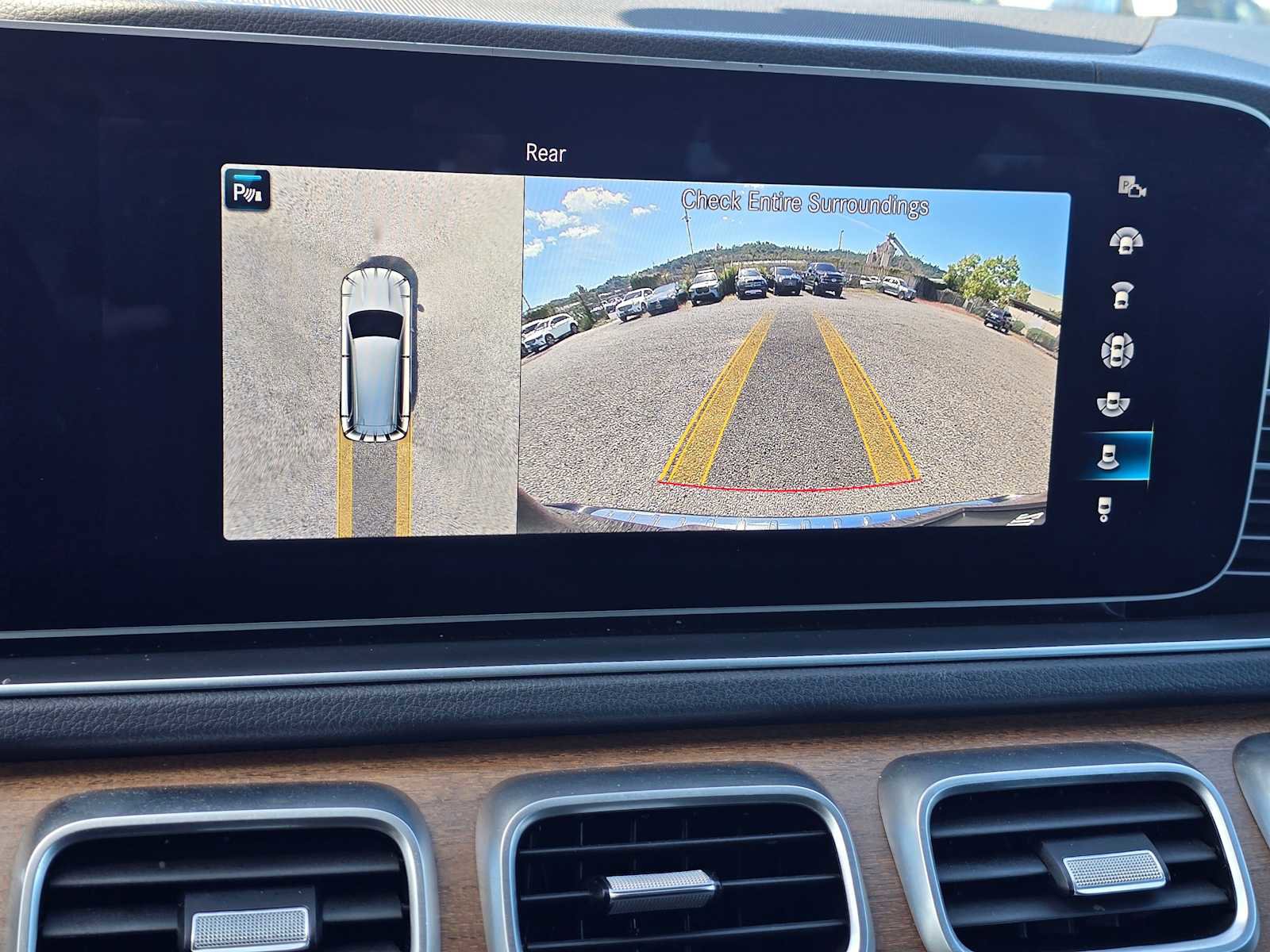 Used 2021 Mercedes-Benz GLS 580 4MATIC image 34