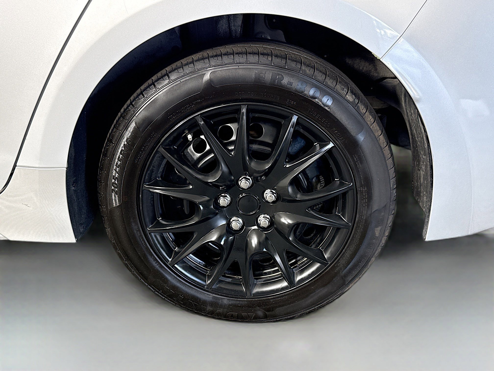 Used 2022 Toyota Corolla LE FWD image 36