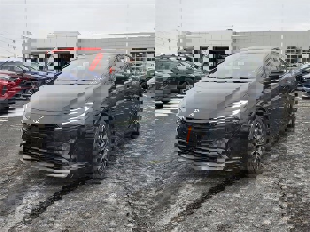 New 2026 Toyota Prius XLE image 2