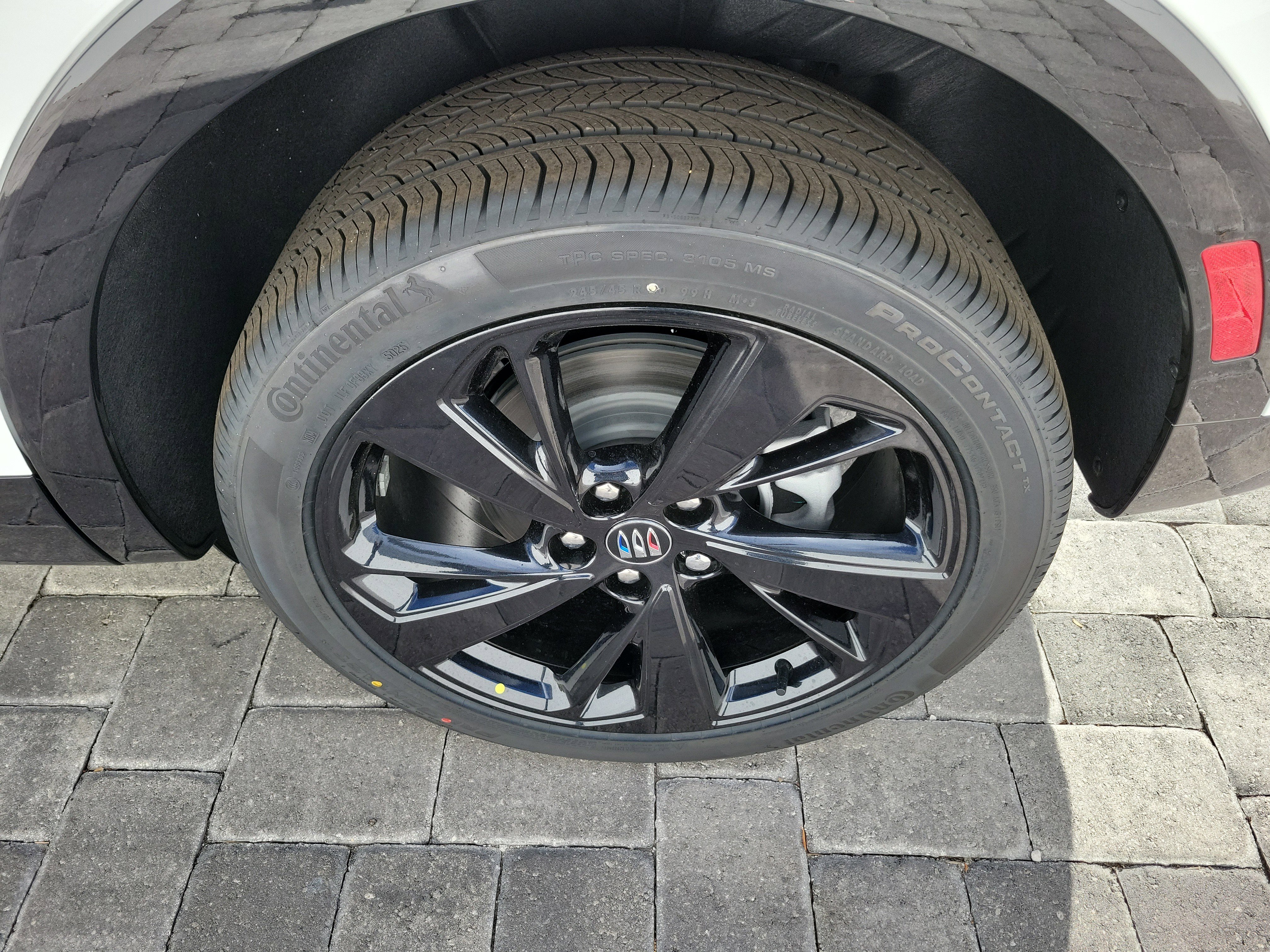 New 2026 Buick Envision Sport Touring image 10