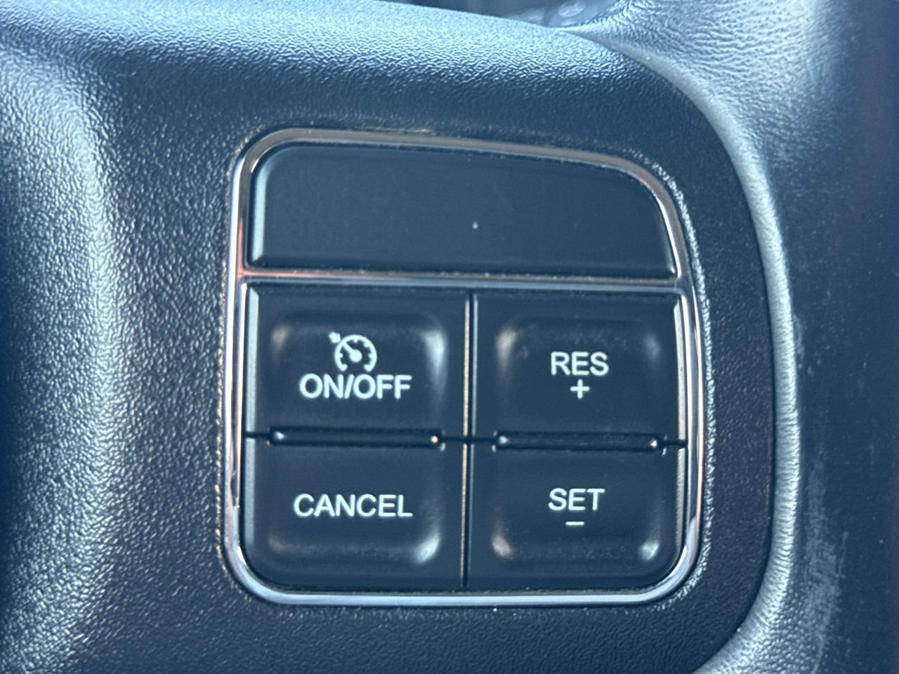 Used 2017 Jeep Wrangler Sport w/ Quick Order Package 24S AWD/4WD image 21