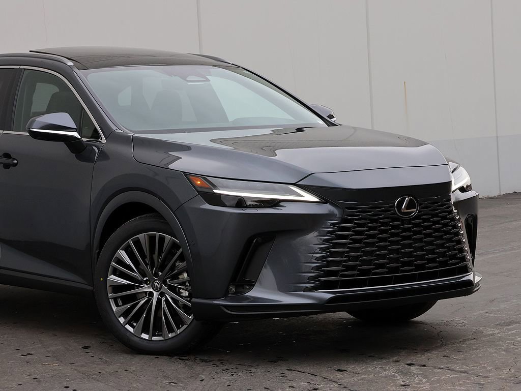 New 2026 Lexus RX 450h AWD image 2