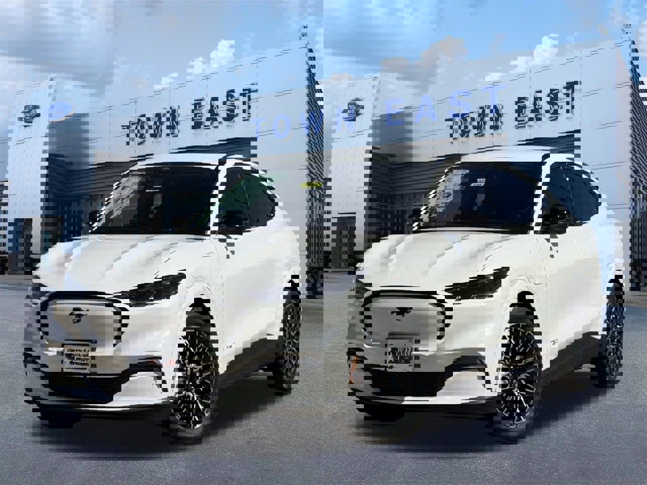 New 2026 Ford Mustang Mach-E Premium w/ Technology Package