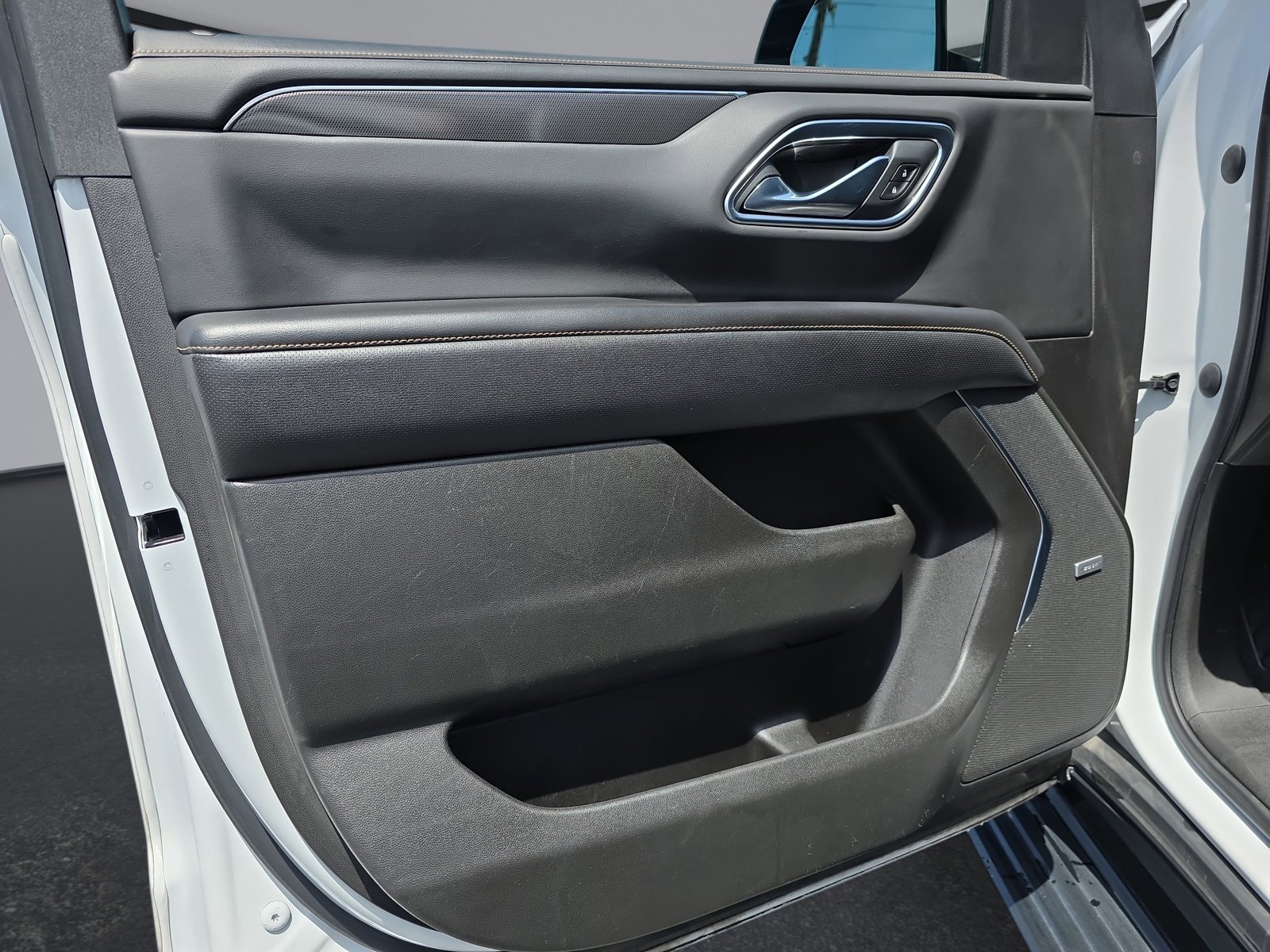 Certified 2021 GMC Yukon AT4 w/ AT4 Premium Plus Package AWD/4WD image 22
