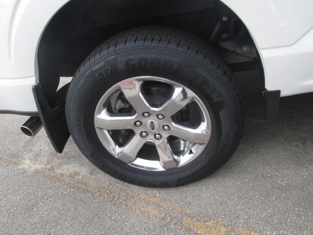 Used 2023 Ford F150 Lariat w/ Equipment Group 502A High AWD/4WD image 9