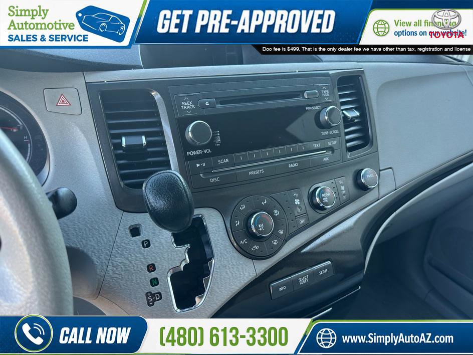 Used 2012 Toyota Sienna LE w/ Towing Pkg FWD image 20