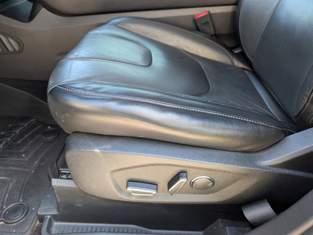 Used 2017 Ford Edge Titanium w/ Technology Package image 28