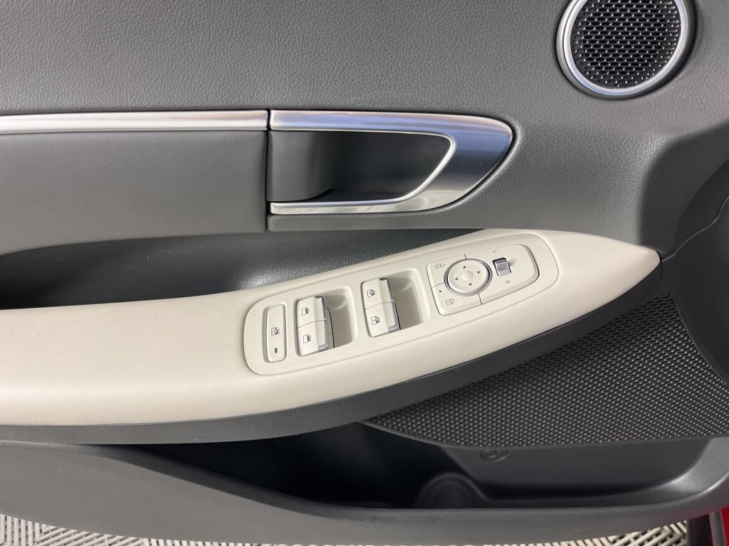Used 2023 Hyundai Sonata SEL FWD image 22