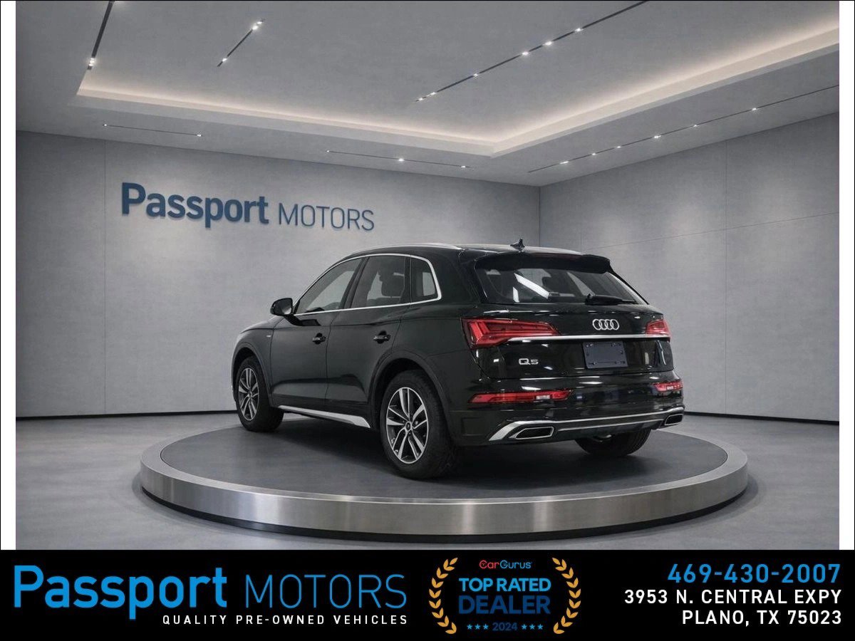 Used 2023 Audi Q5 2.0T Prestige w/ Prestige Package image 4