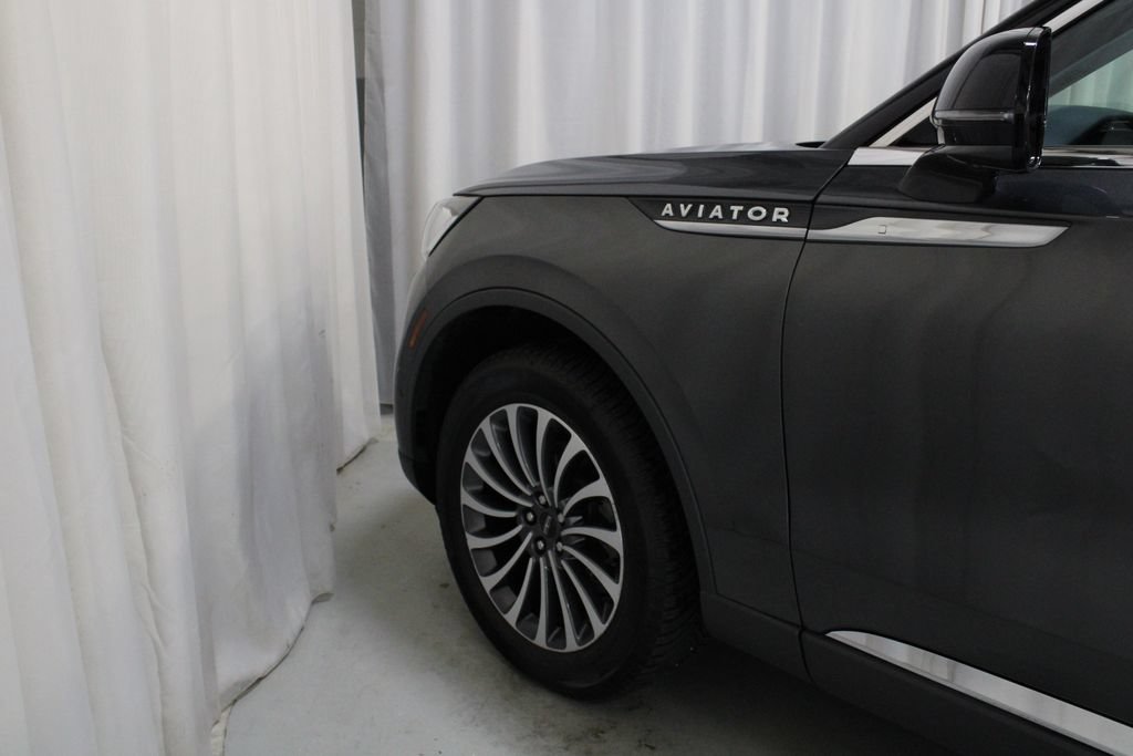 Used 2020 Lincoln Aviator Reserve w/ Equipment Group 201A AWD/4WD image 31