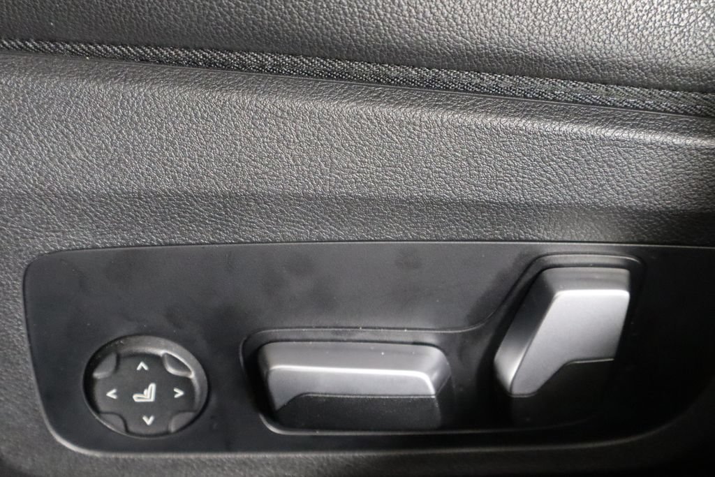 Used 2023 BMW i4 eDrive35 w/ Premium Package RWD image 25