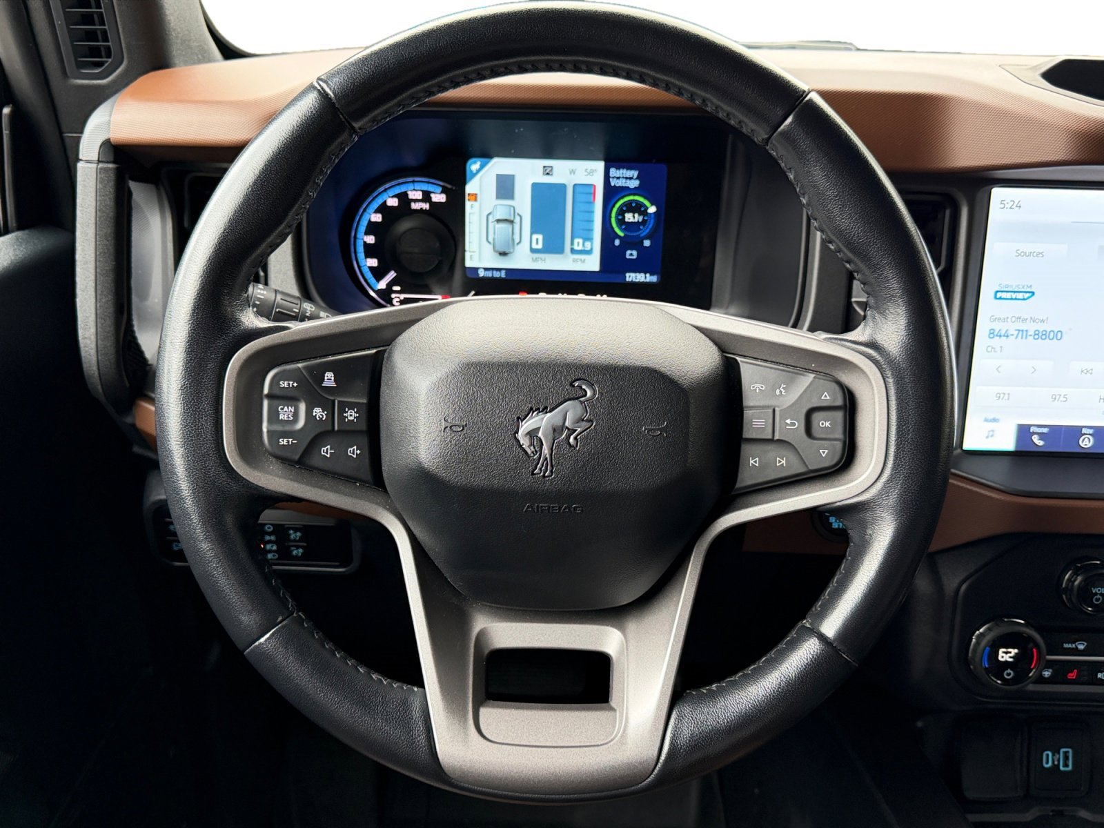 Used 2024 Ford Bronco Outer Banks w/ Sasquatch Package AWD/4WD image 11