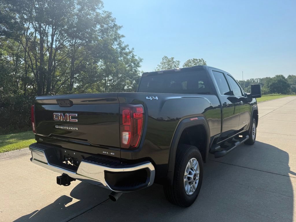 Used 2025 GMC Sierra 2500 SLE w/ SLE Value Package; AWD/4WD image 3
