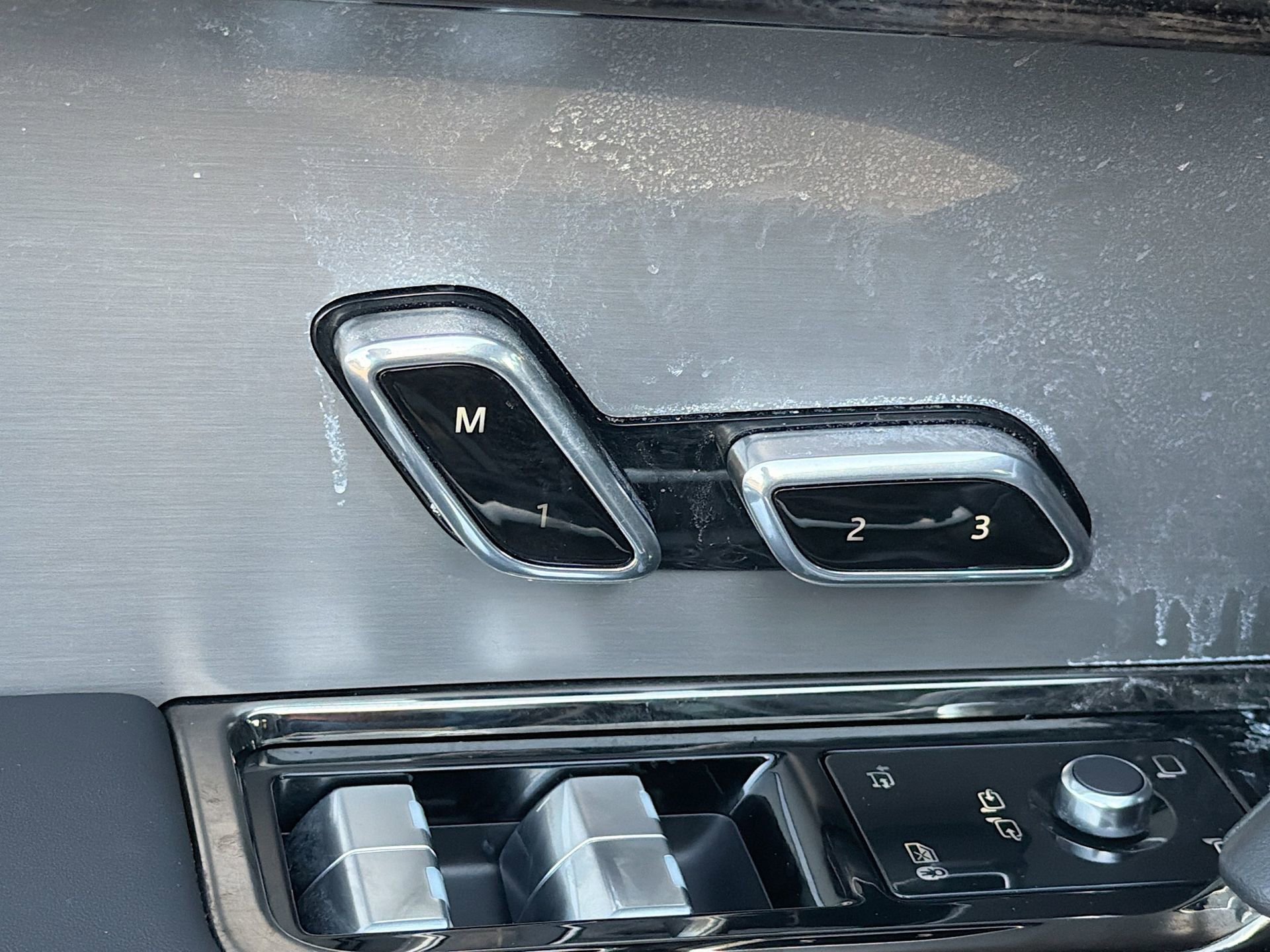 Used 2024 Land Rover Range Rover Sport SE image 27